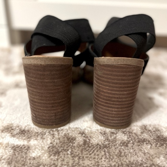 Franco Sarto Heeled Sandal - Picture 5 of 7